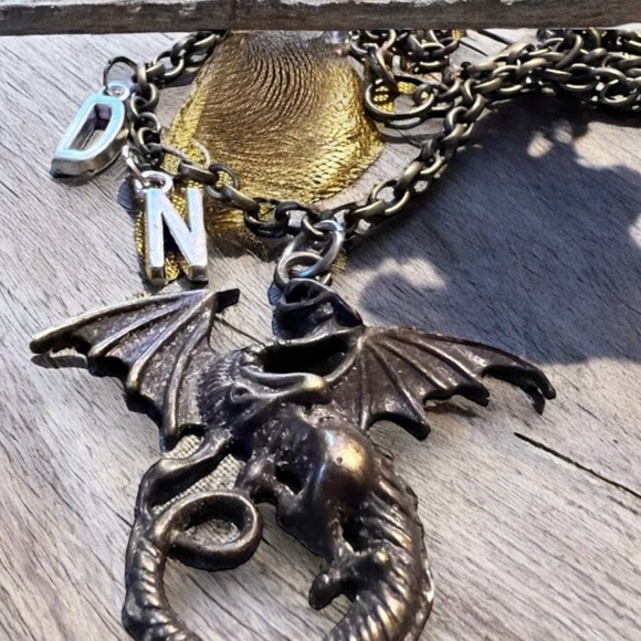 Silver and bronze toned Dungeons and Dragons Pendant Necklace Unique DND 19”long - Picture 11 of 13